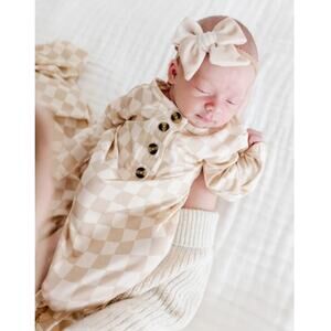 Lou Lou Baby Austin Checkered Knotted Gown Size Newborn